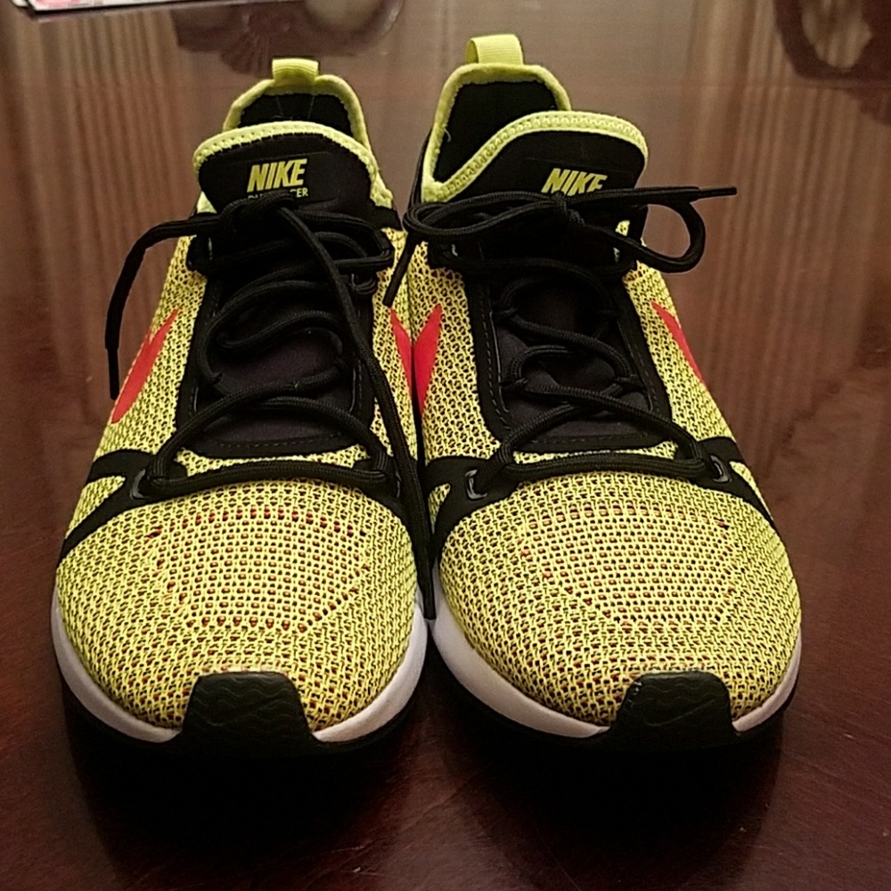 Nike Men Duel Racer